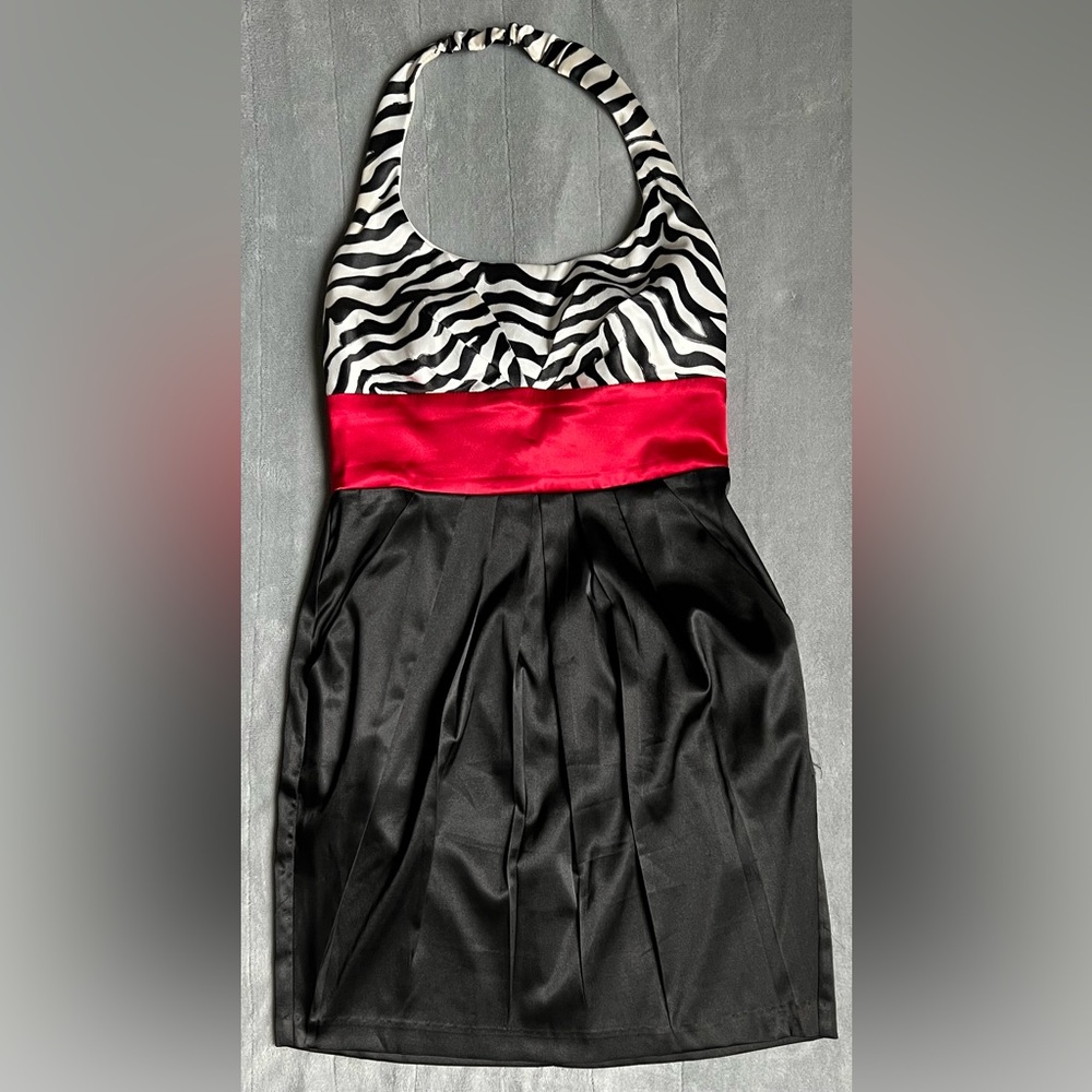 White black and red B.Darlin dress size 9/10